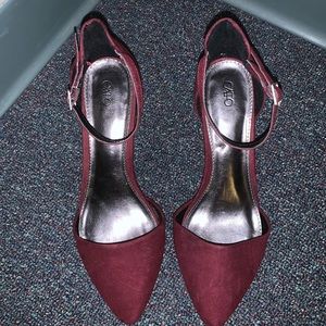 Cato Burgundy Heel